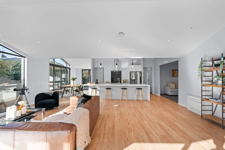 Photo of property in 7 Pentlow Place, Fendalton, Christchurch, 8052