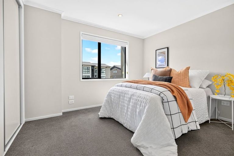 Photo of property in 46 Hobsonville Point Road, Hobsonville, Auckland, 0616