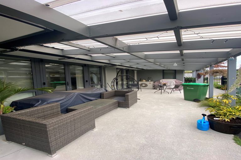 Photo of property in 24 Silkwood Crescent, Karaka, Papakura, 2113