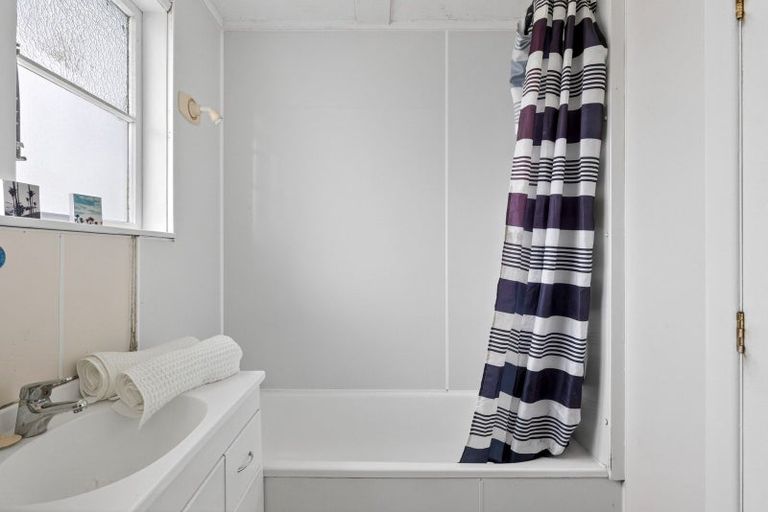 Photo of property in 23 Abbott Street, Te Hapara, Gisborne, 4010