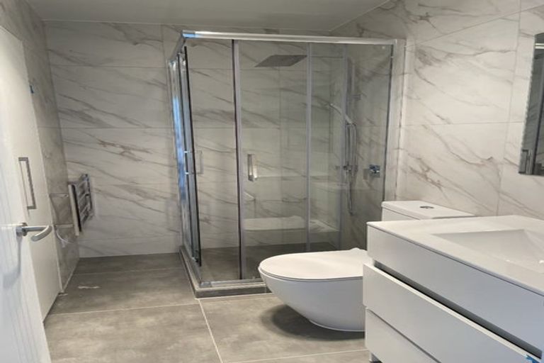 Photo of property in 32 Karoro Road, Flat Bush, Auckland, 2019