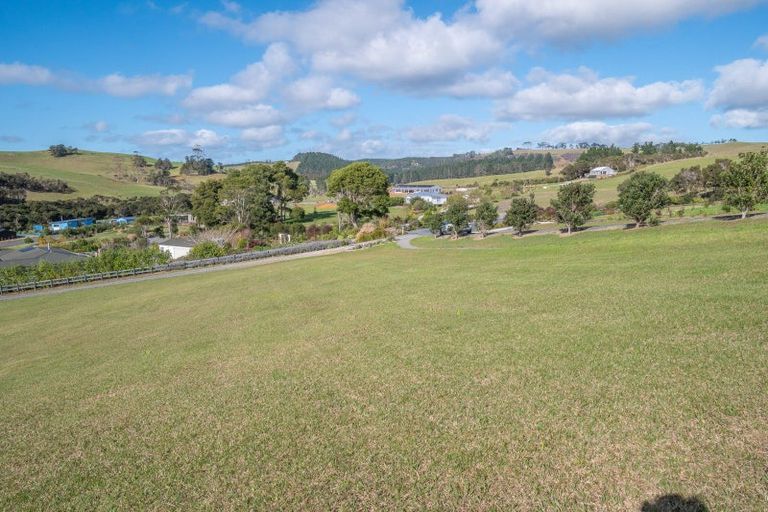 Photo of property in 5 Vidar Way, Coopers Beach, 0420