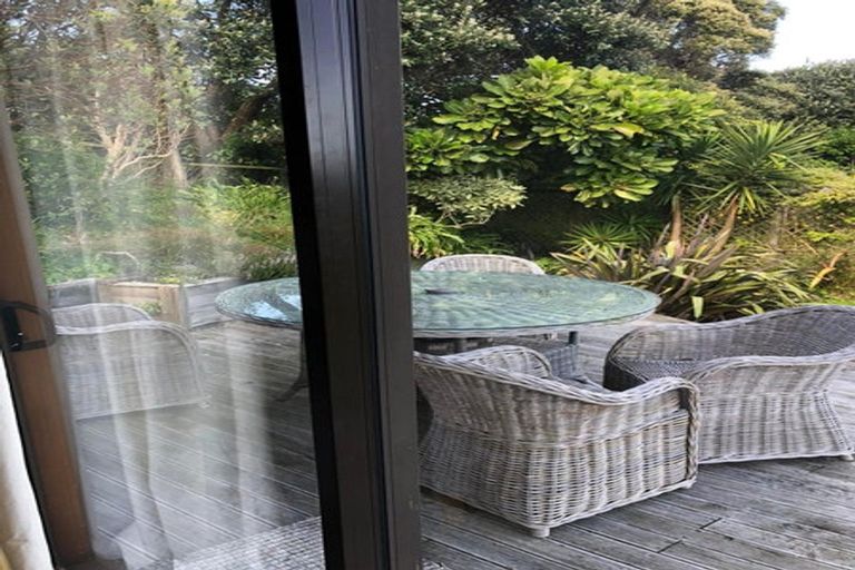 Photo of property in 64 Dale Road, Raumati South, Paraparaumu, 5032