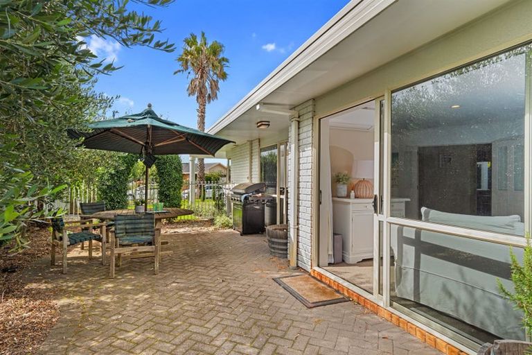 Photo of property in 10 Monterey Key, Papamoa Beach, Papamoa, 3118