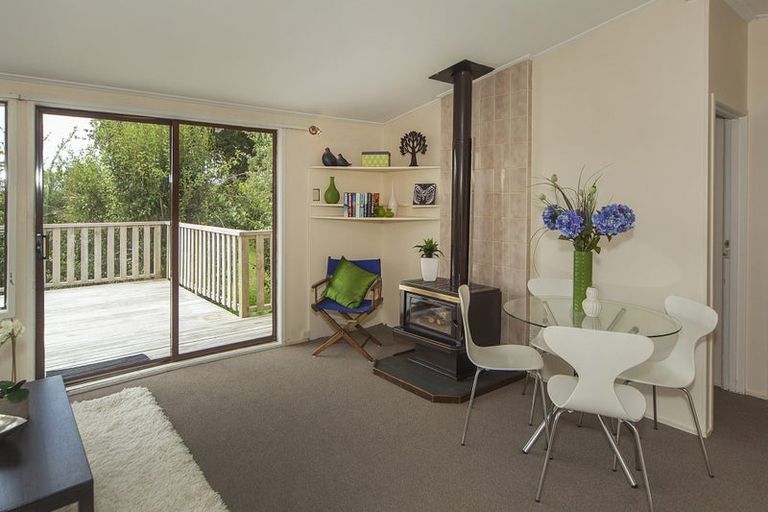 Photo of property in 5 Glenvar Road, Torbay, Auckland, 0630