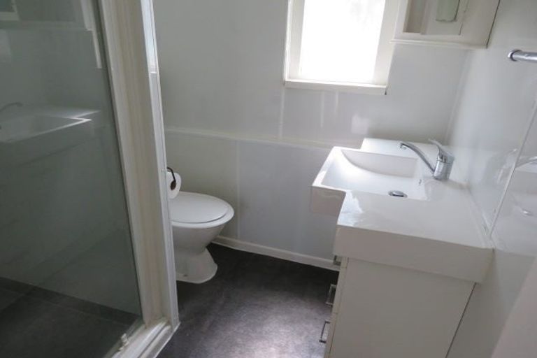 Photo of property in 1/25 Hillcrest Road, Papatoetoe, Auckland, 2025