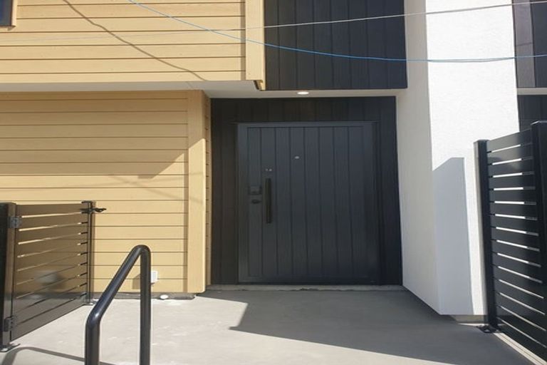 Photo of property in 14/240 Stokes Valley Road, Stokes Valley, Lower Hutt, 5019