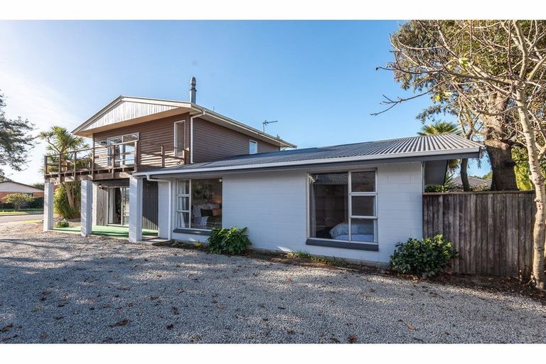 Photo of property in 26 Gibbs Drive, Woodend, 7610