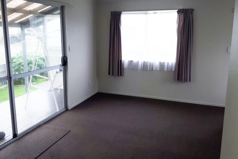 Photo of property in 17a Glasgow Street, Bell Block, New Plymouth, 4312