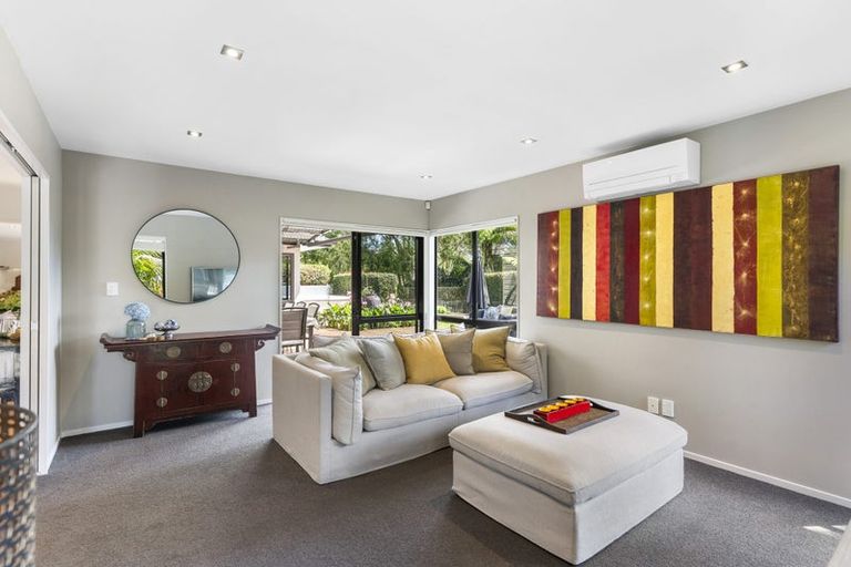 Photo of property in 43 Kenmure Avenue, Forrest Hill, Auckland, 0620