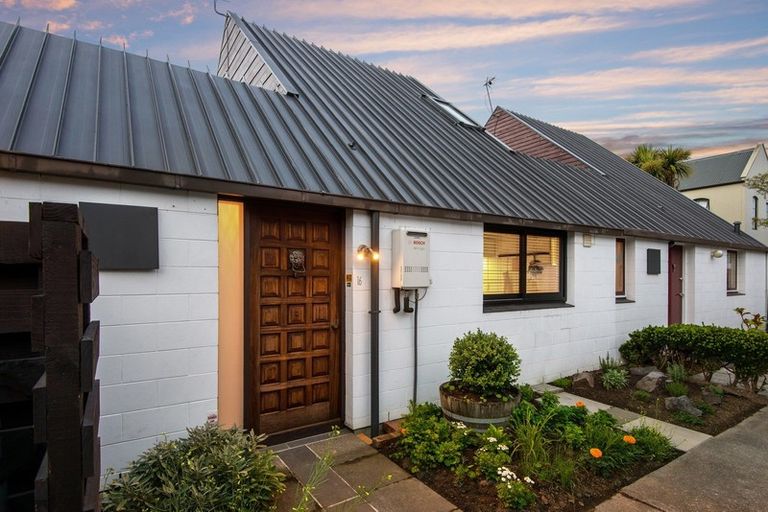 Photo of property in 16 Office Road, Merivale, Christchurch, 8014