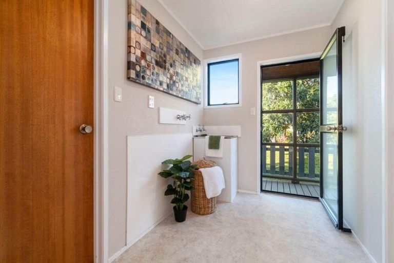 Photo of property in 1/16 Taikata Road, Te Atatu Peninsula, Auckland, 0610