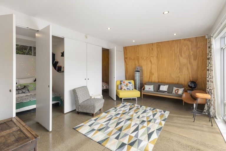 Photo of property in 22 High Street, Island Bay, Wellington, 6023