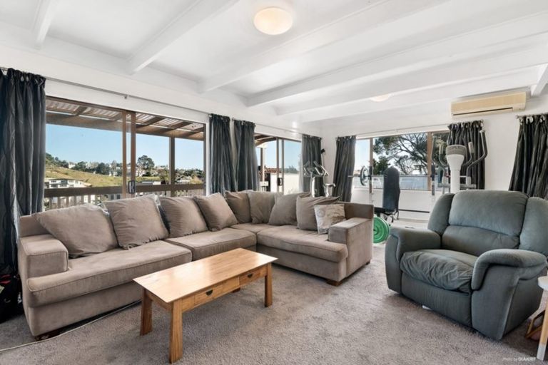 Photo of property in 119 Browns Bay Road, Browns Bay, Auckland, 0630