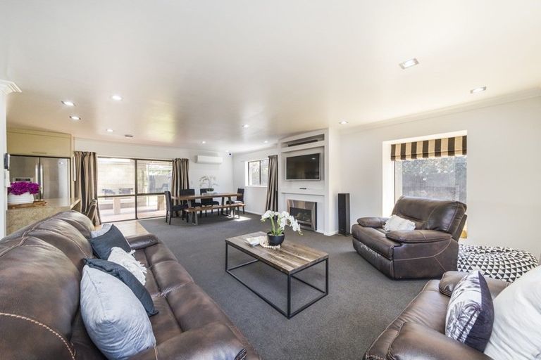Photo of property in 98 Gillespies Line, Cloverlea, Palmerston North, 4412