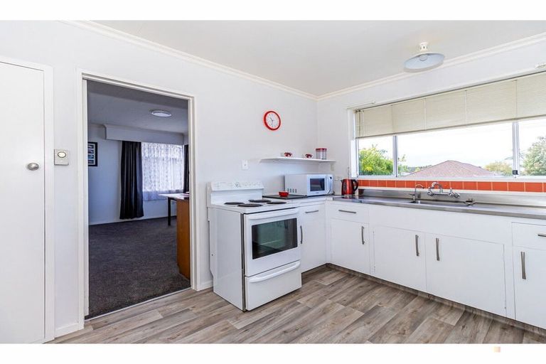 Photo of property in 10a Churchill Place, Waimate, 7924