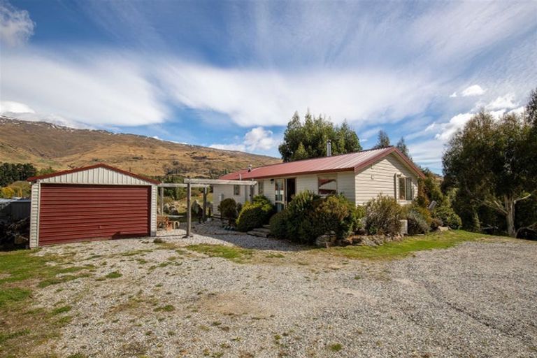 Photo of property in 1407 Fruitlands-roxburgh Road, Fruitlands, Alexandra, 9392