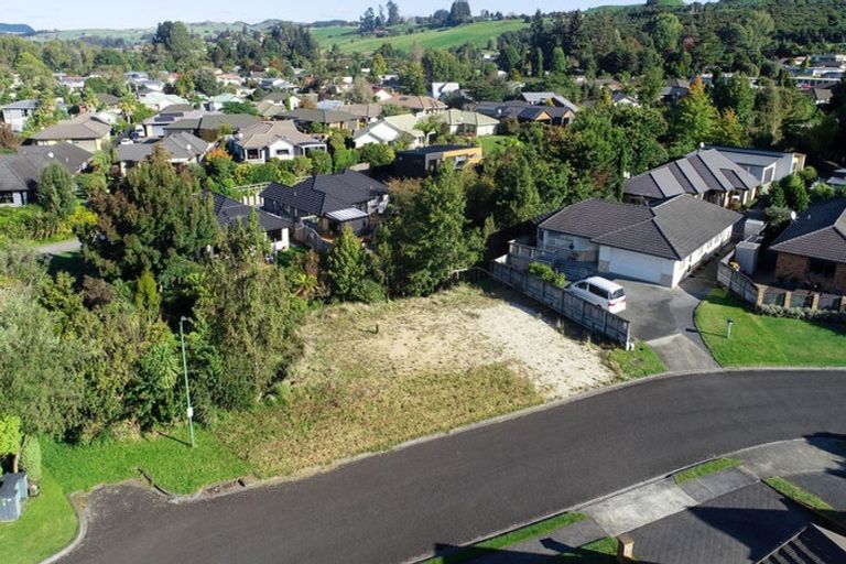 Photo of property in 100 Rimuvale Street, Pukehangi, Rotorua, 3015