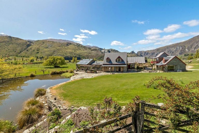 Photo of property in 352 Morven Ferry Road, Arrow Junction, Queenstown, 9371