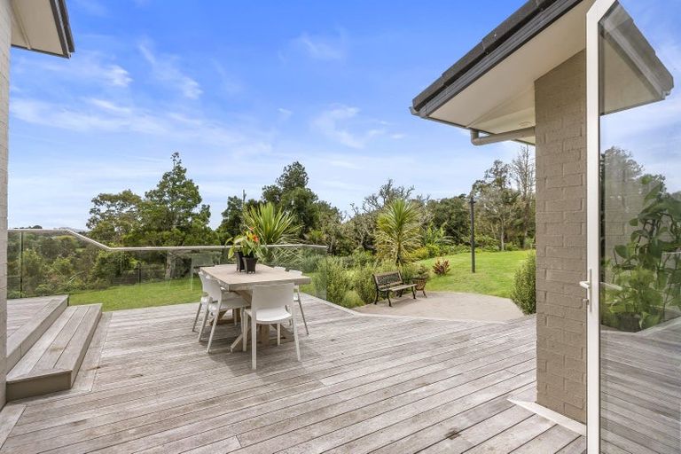 Photo of property in 497 Whitford Road, Whitford, Howick, 2571