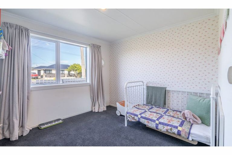 Photo of property in 74 Dipton Street, Kingswell, Invercargill, 9812