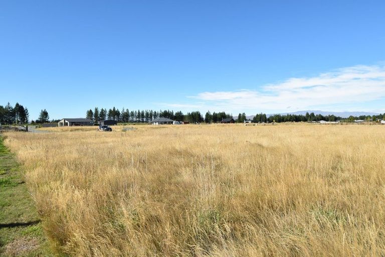 Photo of property in 16 Temple Drive, Twizel, 7901