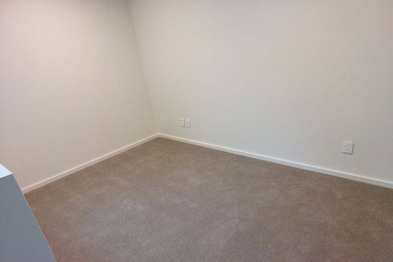 Photo of property in 19 Gunn Way, Hobsonville, Auckland, 0616