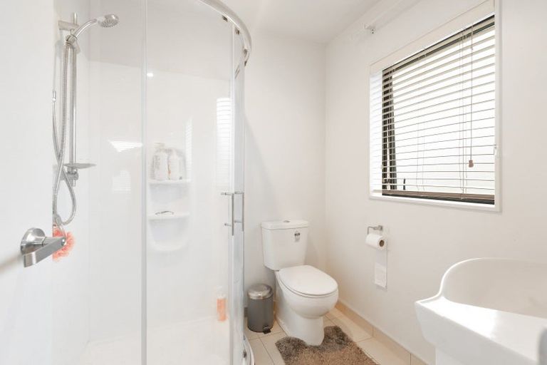 Photo of property in 12 Te Ironui Place, Huntington, Hamilton, 3210