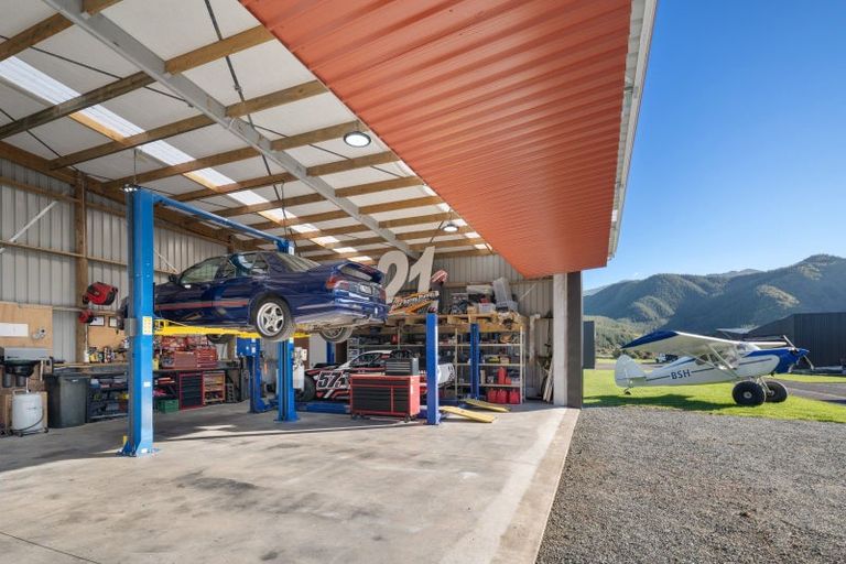Photo of property in Koromiko Airpark, 4 Sirocco Place, Koromiko, Blenheim, 7273