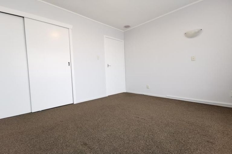 Photo of property in 3/7 Davies Street, Tawa, Wellington, 5028