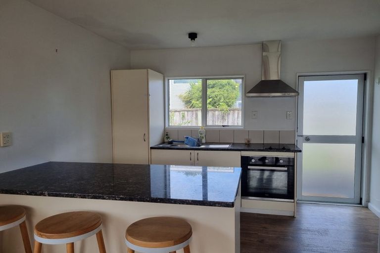 Photo of property in 81 Jellicoe Street, Martinborough, 5711