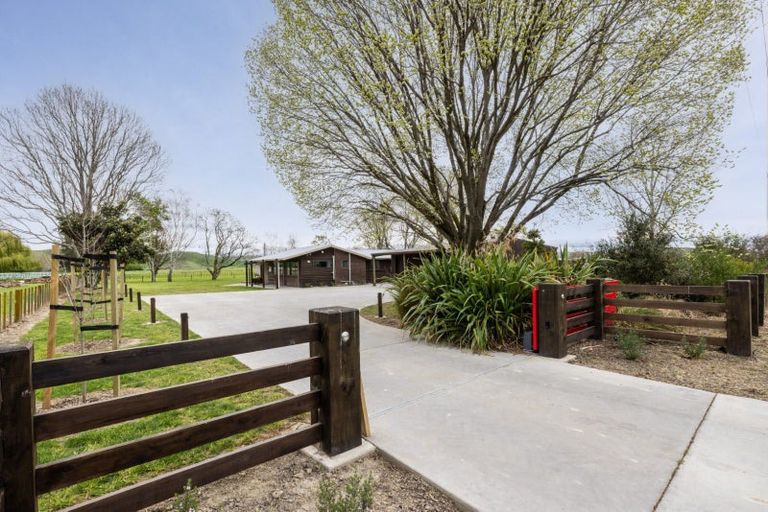 Photo of property in 361 Swamp Road, Fernhill, Napier, 4183