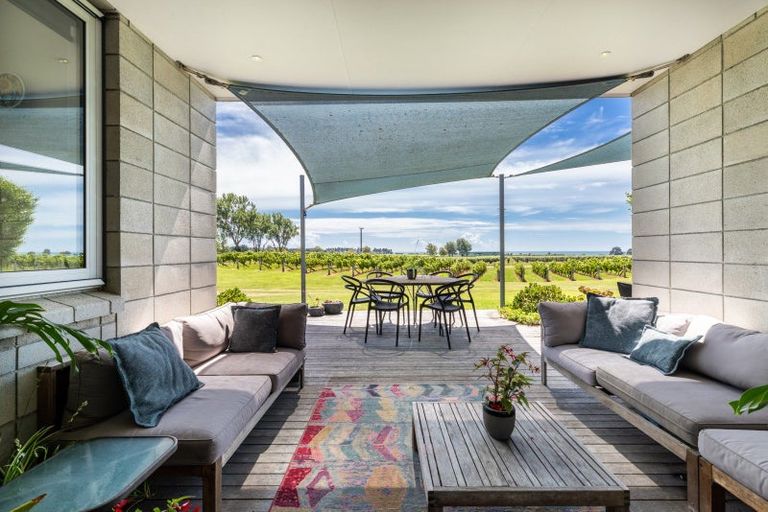 Photo of property in 11 Tirohanga Road, Haumoana, Hastings, 4180