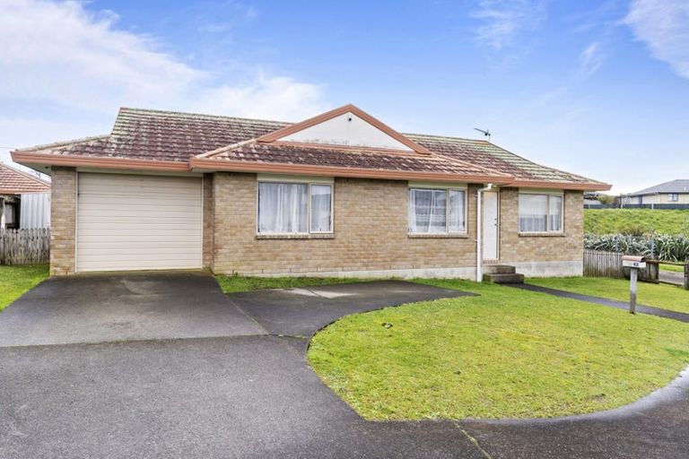 Photo of property in 42 Manston Road, Mangere, Auckland, 2022