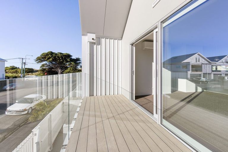 Photo of property in 4/146 Marine Parade, New Brighton, Christchurch, 8083