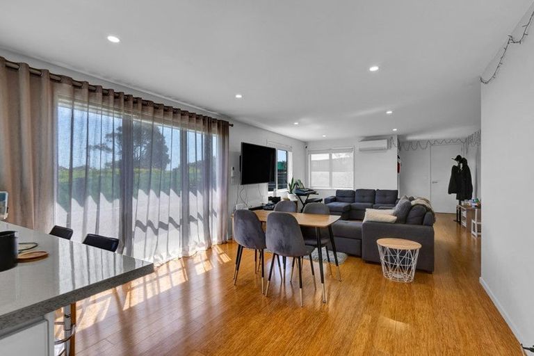 Photo of property in 8 Jersey Place, Bell Block, New Plymouth, 4312