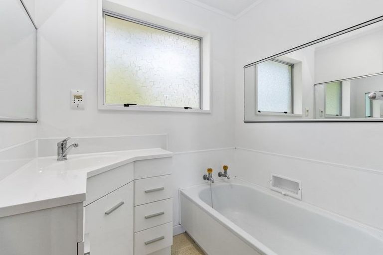 Photo of property in 85 Tuhikaramea Road, Dinsdale, Hamilton, 3204