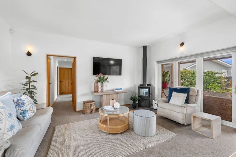 Photo of property in 10 Park Crescent, Mangawhai Heads, Mangawhai, 0505