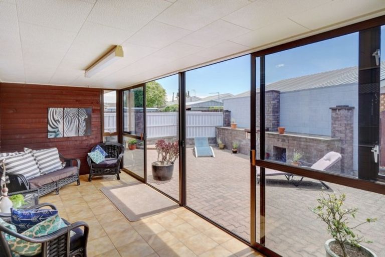Photo of property in 28 Coates Place, Rangiora, 7400
