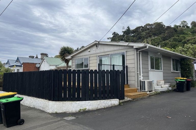 Photo of property in 33 Woodhaugh Street, Woodhaugh, Dunedin, 9010