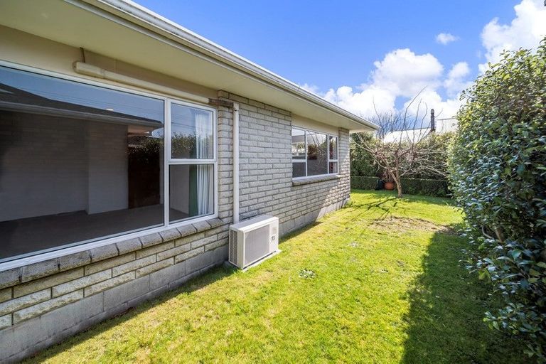 Photo of property in 4 Massey Street, Westown, New Plymouth, 4310