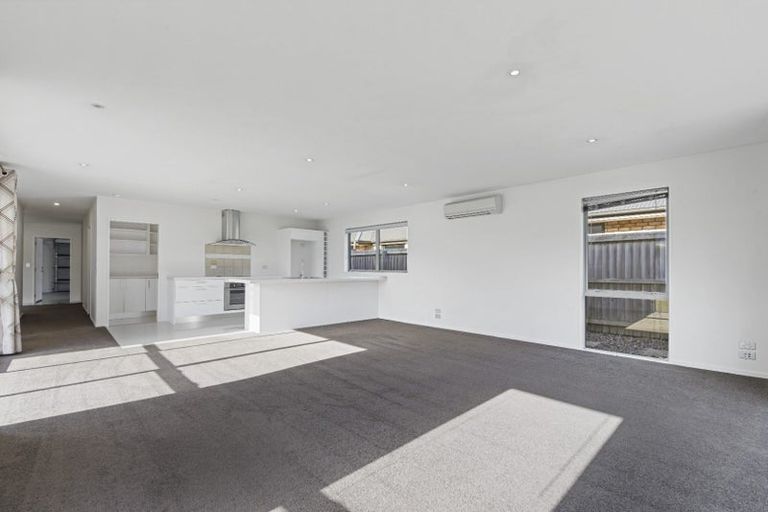 Photo of property in 5 Koura Drive, Rangiora, 7400