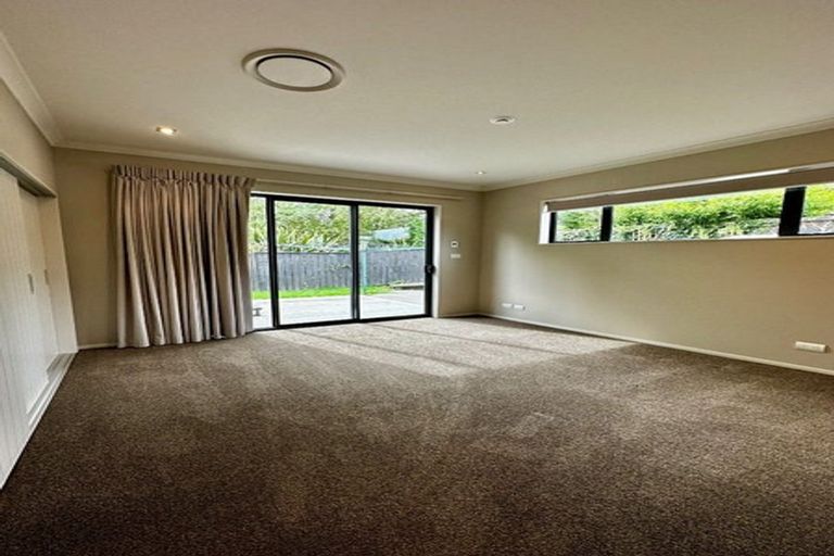 Photo of property in 100a Cyril French Drive, Flat Bush, Auckland, 2016