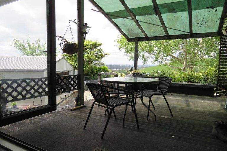 Photo of property in 244 Tinopai Road, Matakohe, 0593