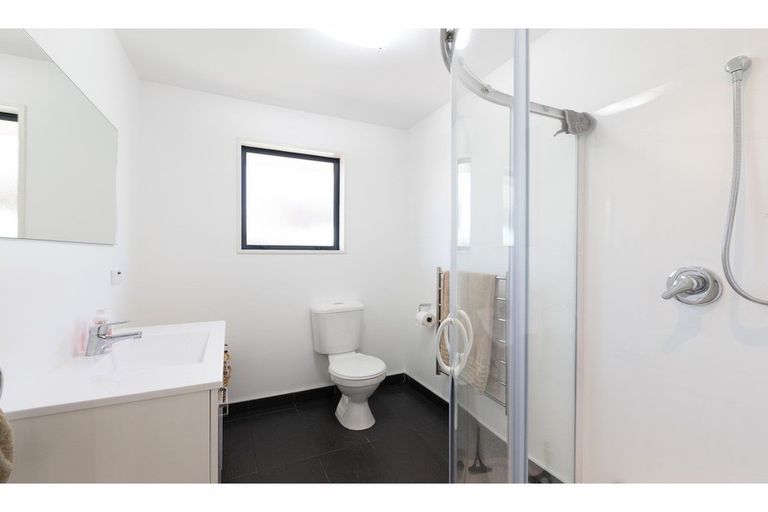 Photo of property in 15 Bunting Place, Woodend, 7610