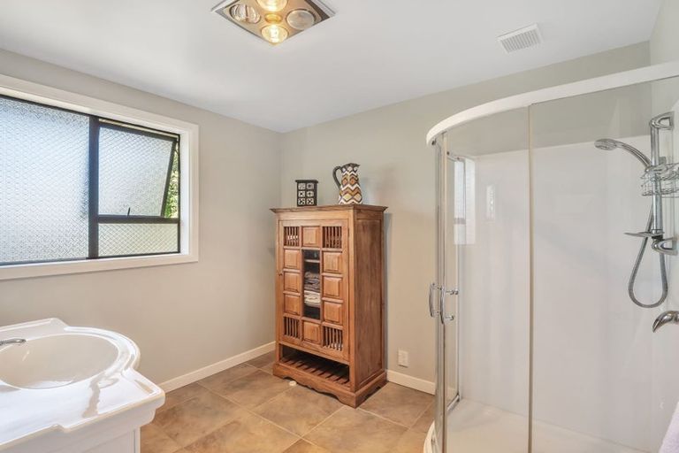 Photo of property in 89 High Street, Oxford, 7430