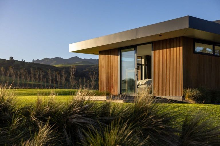 Photo of property in 140 Mill Road, Oxford, 7430