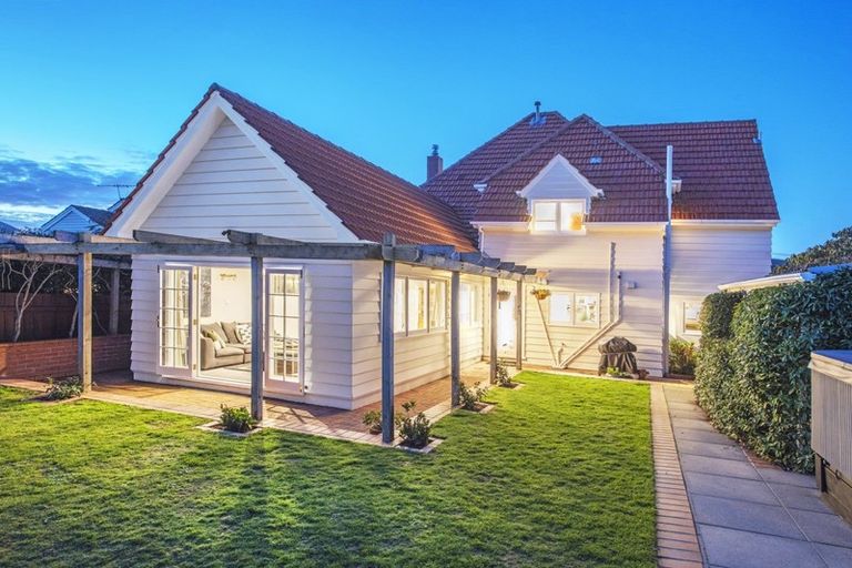 Photo of property in 273 Karori Road, Karori, Wellington, 6012