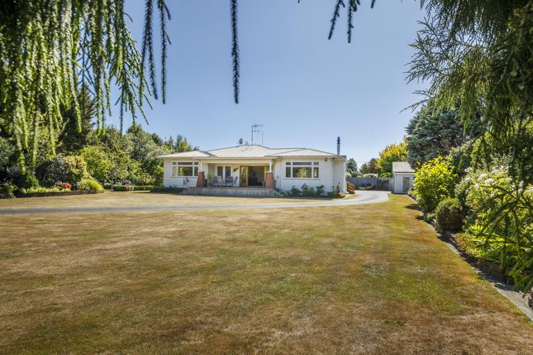 Photo of property in 21 Highland View Drive, Tokomaru, Palmerston North, 4474