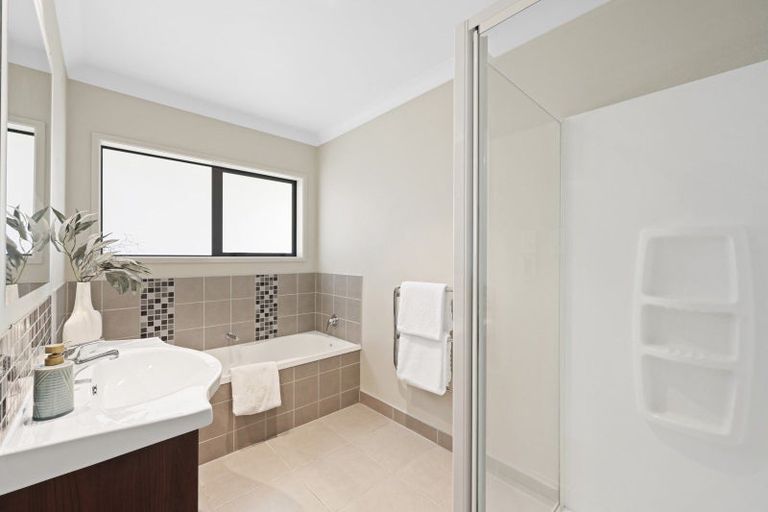 Photo of property in 25a George Crescent, Buckland, Pukekohe, 2677